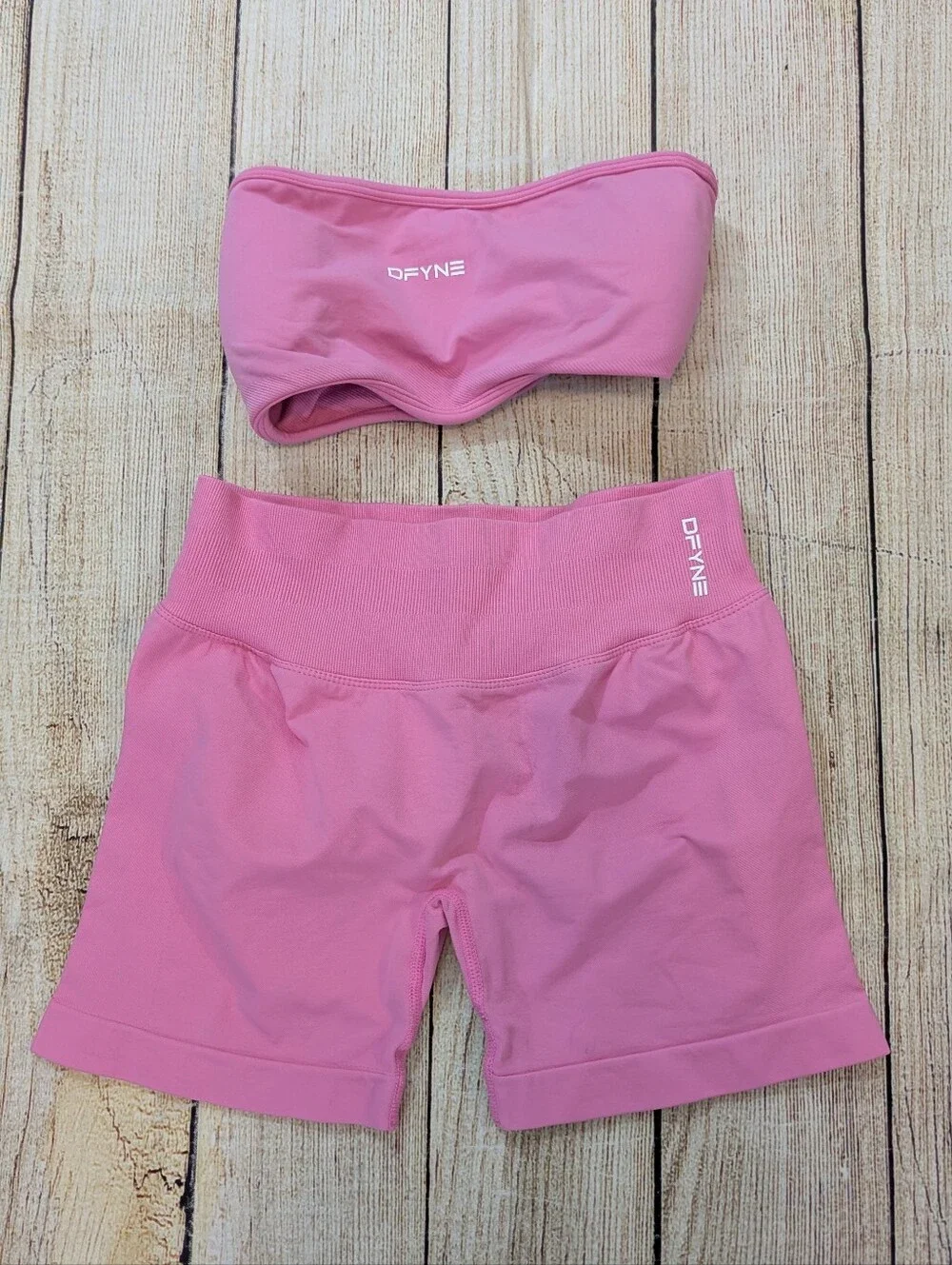 DFYNE Impact Set in Blossom Pink – Matching Top & Shorts Size Medium